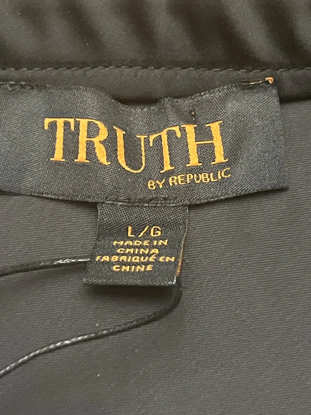 NWT Truth by Republican Satin Fabric Skirt in Black. Sz. Lg.